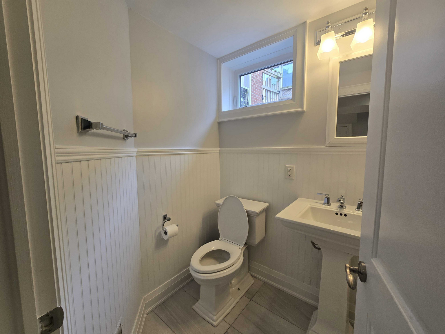 66 Greenfield Drive, Etobicoke, Ontario, Canada, M9B 1H3 - Photo 4