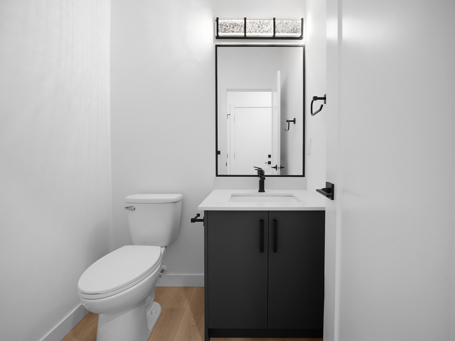 12145 101 Street Northwest, Edmonton, Alberta, Canada, T5G 2C2 - Photo 7