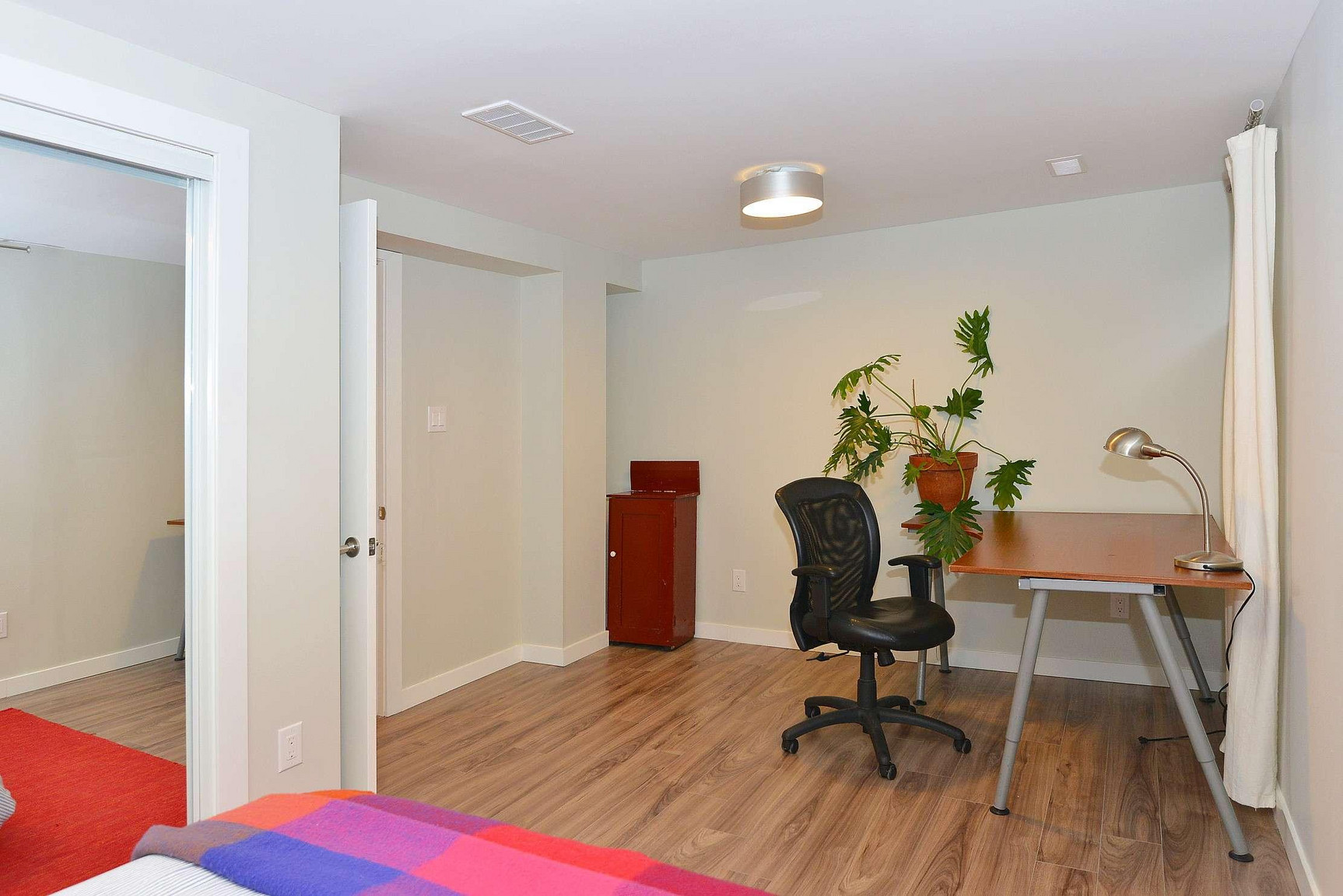 25 Santa Barbara Road, Toronto, Ontario, Canada, M2N 2C8 - Photo 3