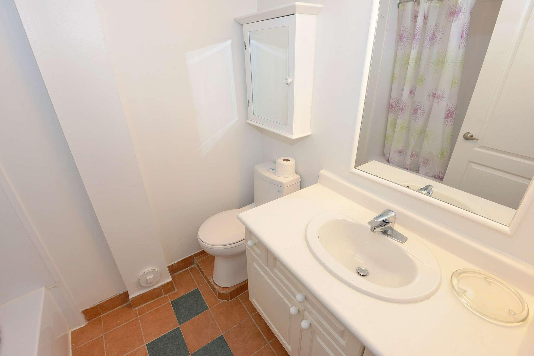 25 Santa Barbara Road, Toronto, Ontario, Canada, M2N 2C8 - Photo 7