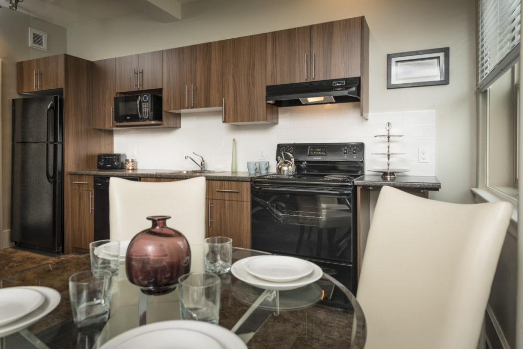 Royal Oak Court - Photo 4