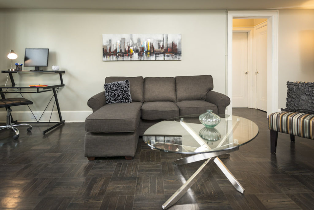 Royal Oak Court - Photo 11