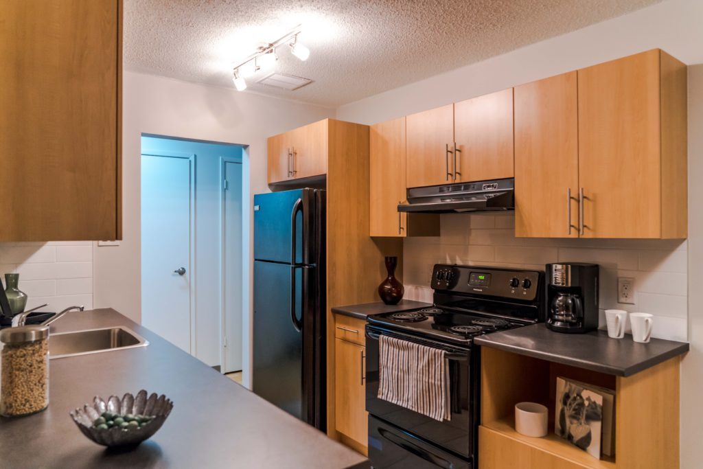 Owen Apartments - Photo 3