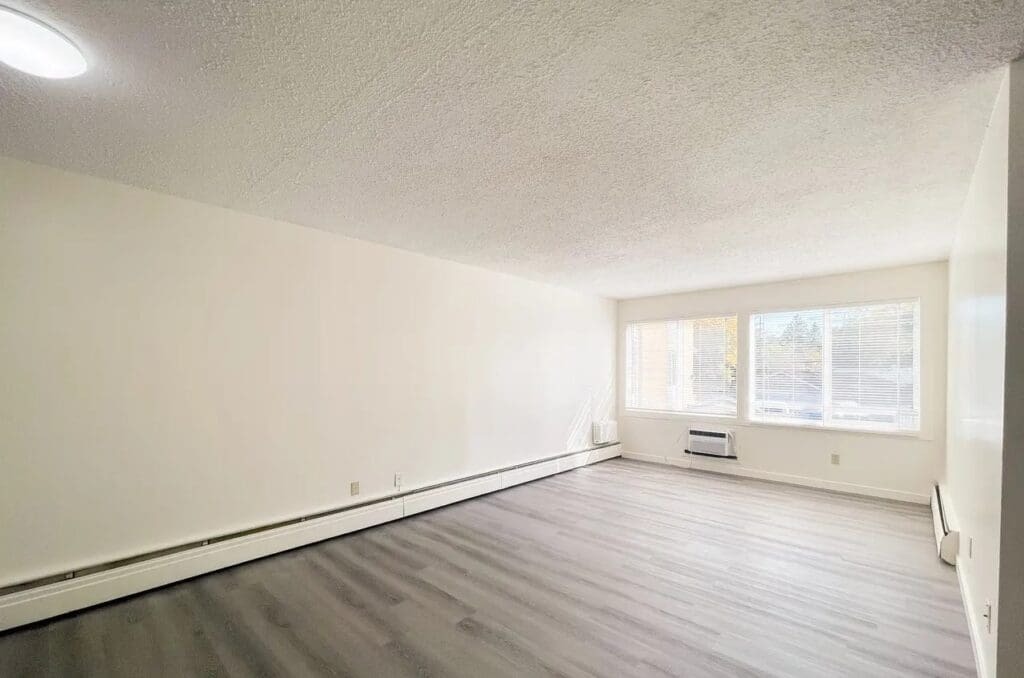 Casavilla Apartments - Photo 2