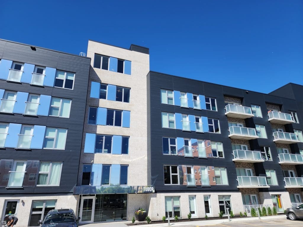 Tudor Apartments - Photo 2