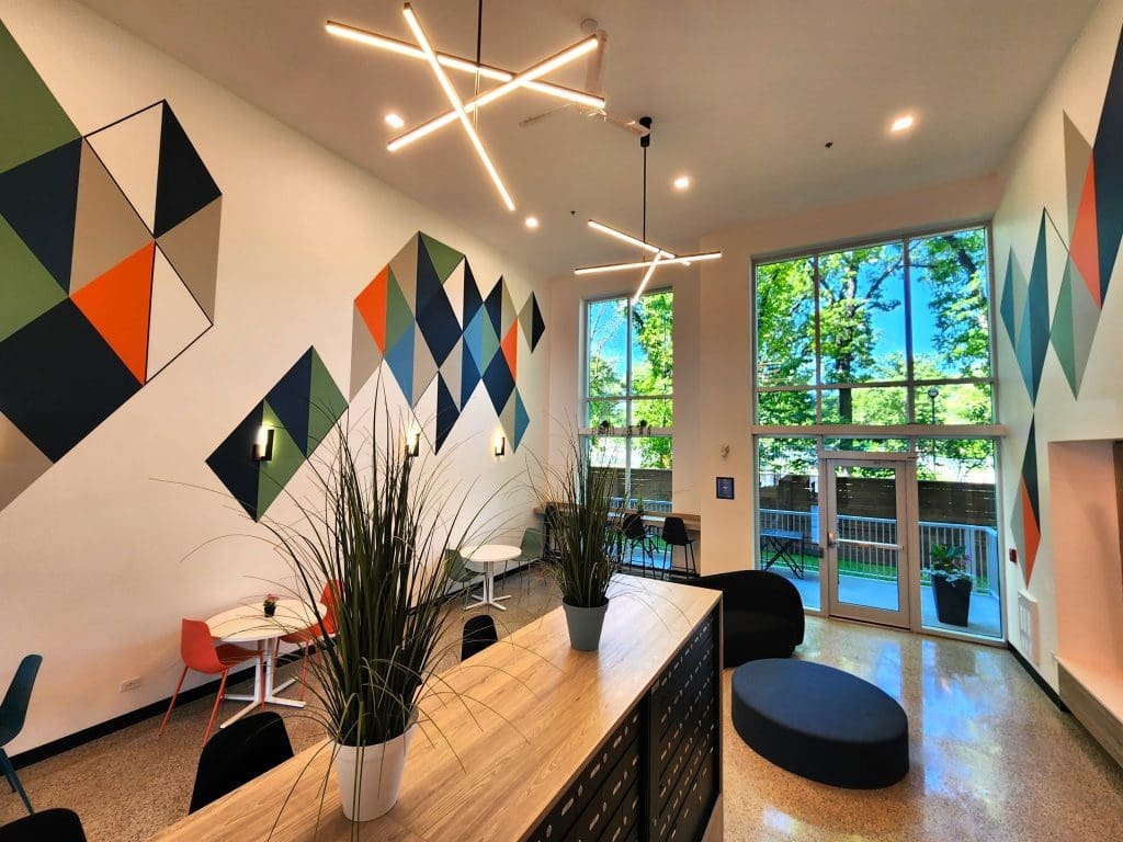Tudor Apartments - Photo 3
