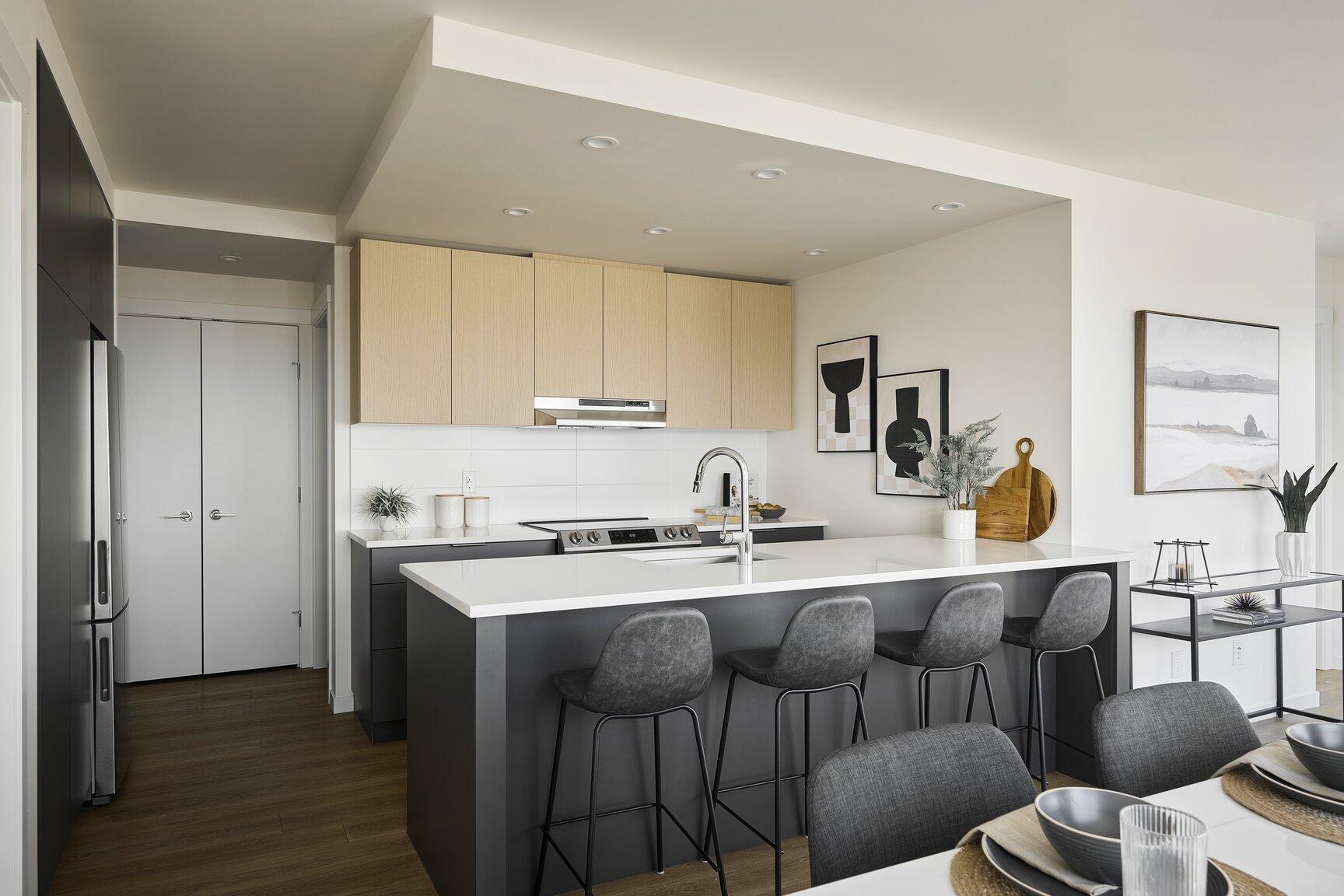 Hudson House - Photo 3