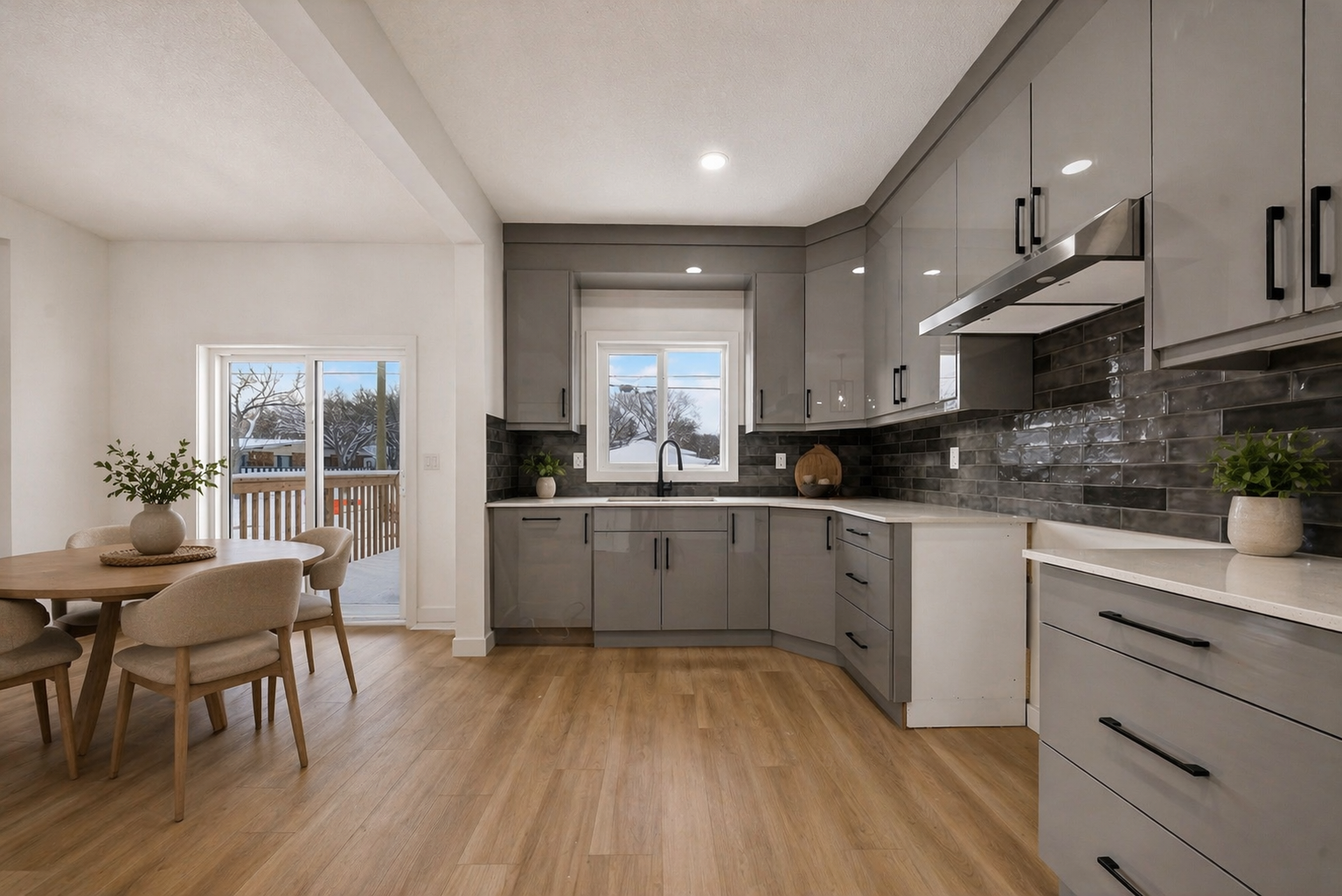 Delton Row – 8600-8604 121 Ave - Photo 3