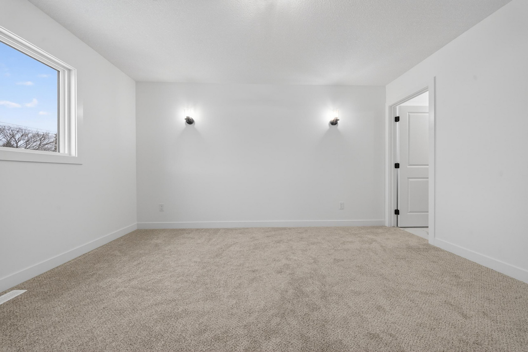 Delton Row – 8600-8604 121 Ave - Photo 10