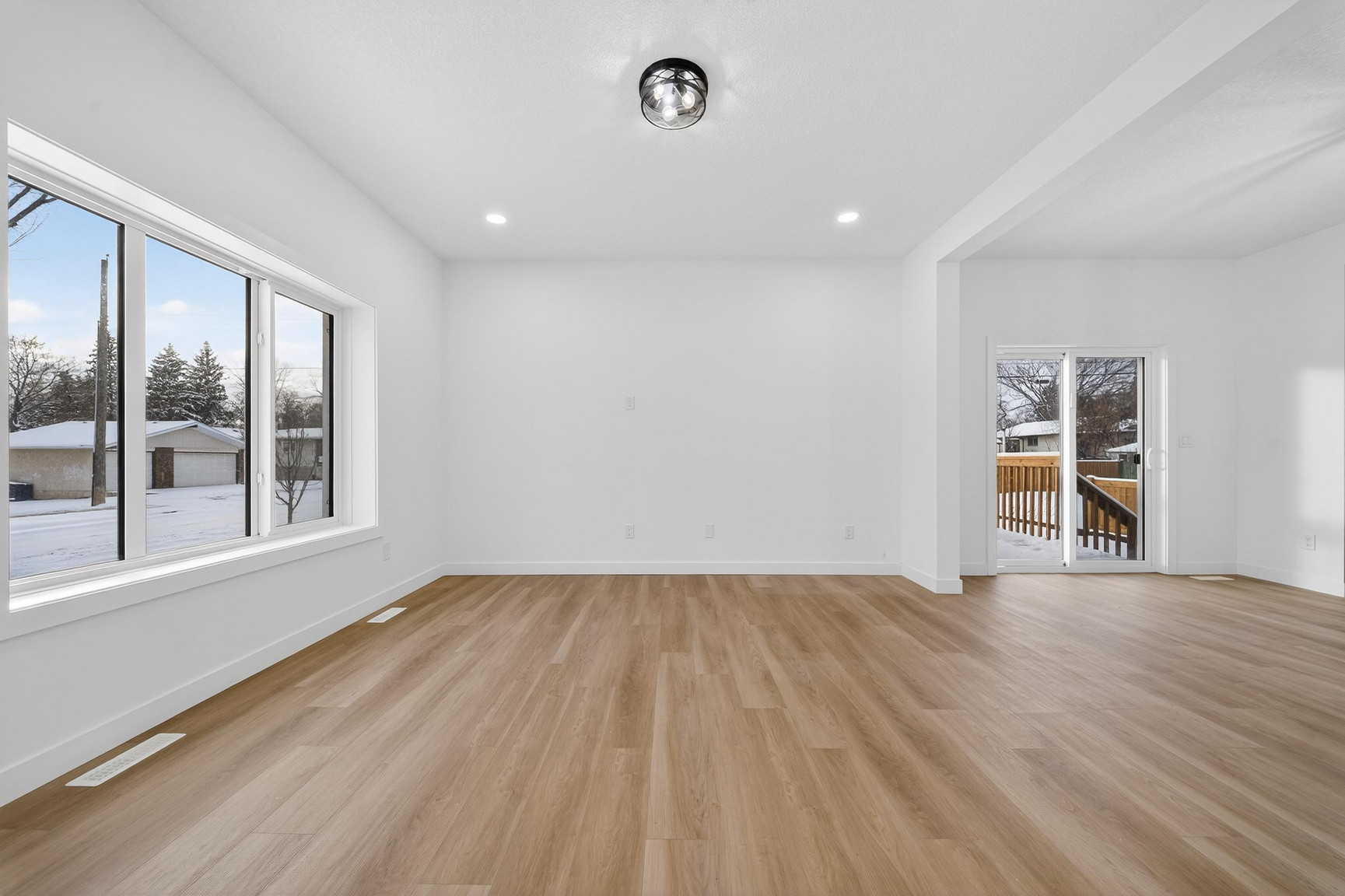 Delton Row – 8600-8604 121 Ave - Photo 15