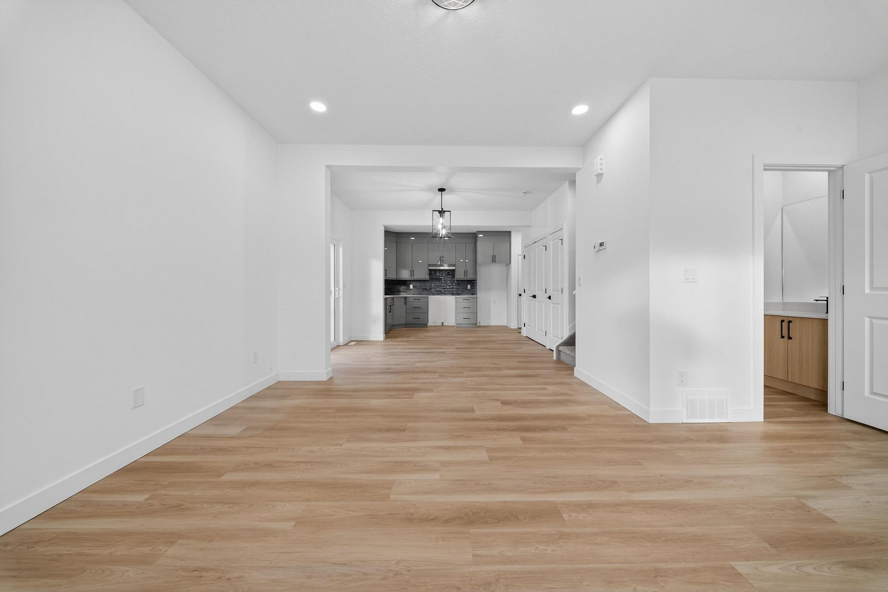 Delton Row – 8600-8604 121 Ave - Photo 16