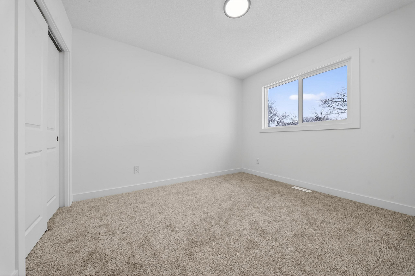 Delton Row – 8600-8604 121 Ave - Photo 19