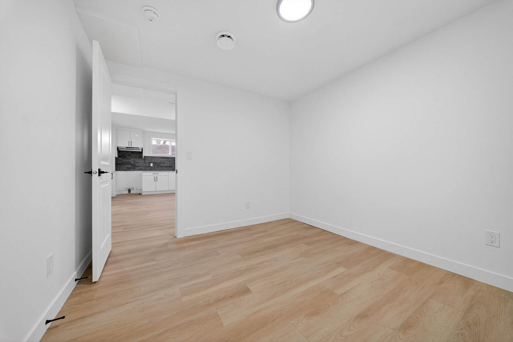 Delton Row – 8600-8604 121 Ave - Photo 51