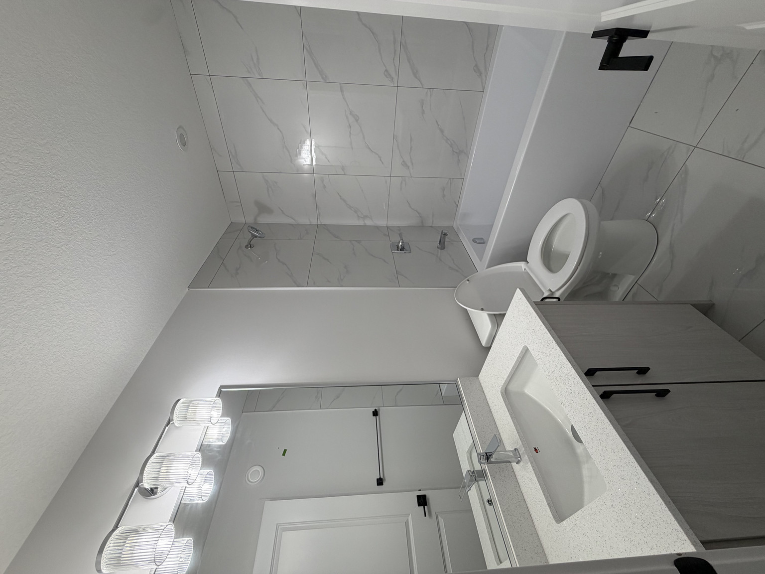 Strathern - Photo 19