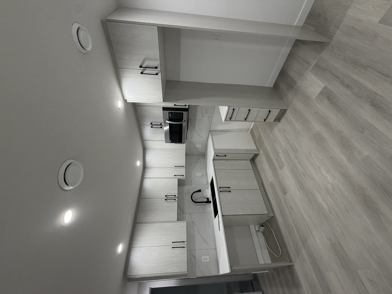 Strathern - Photo 6