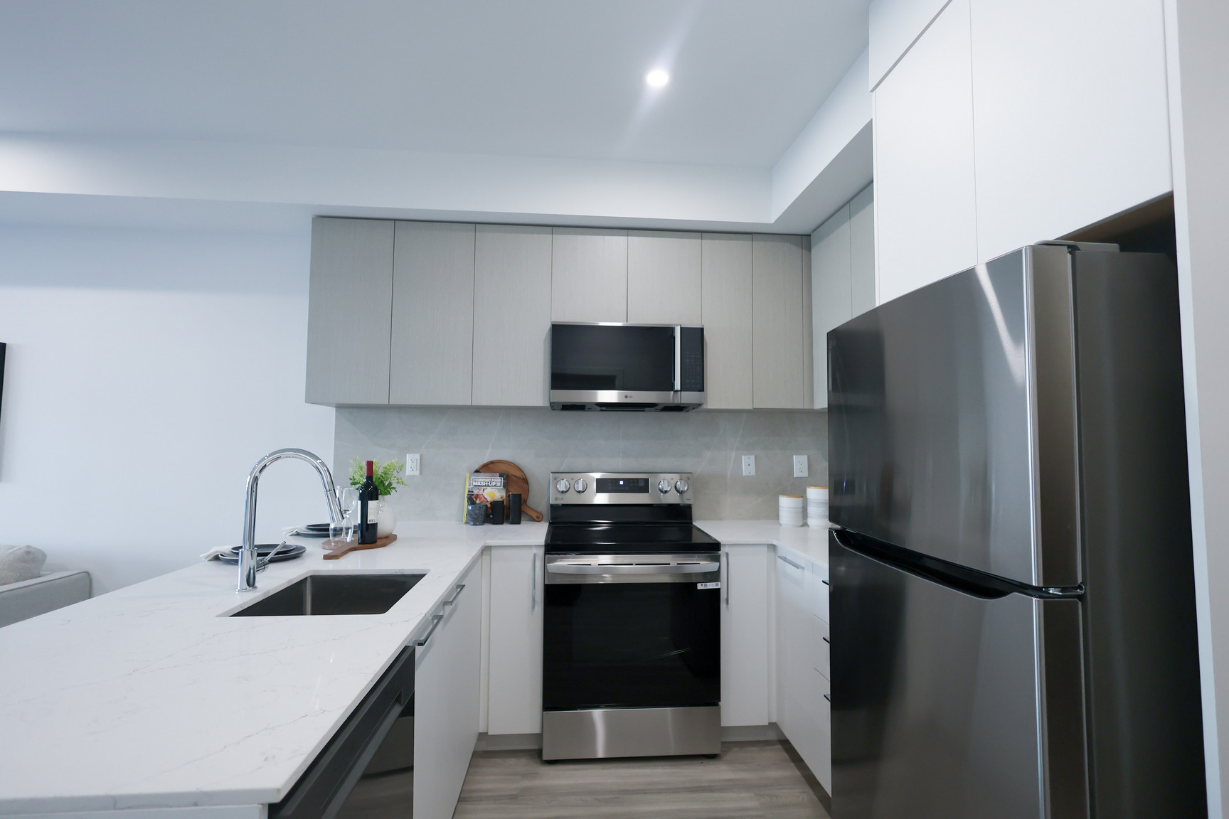 Cloveris Apartments  - Photo 8