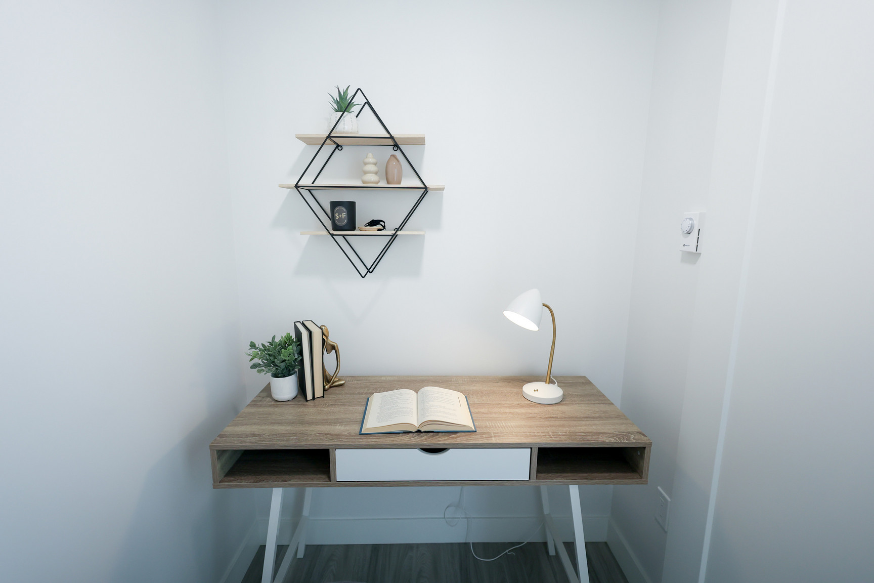 Cloveris Apartments  - Photo 18