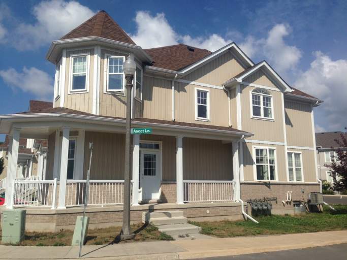 779 Newmarket Lane - 3 bed, 2.5 bath