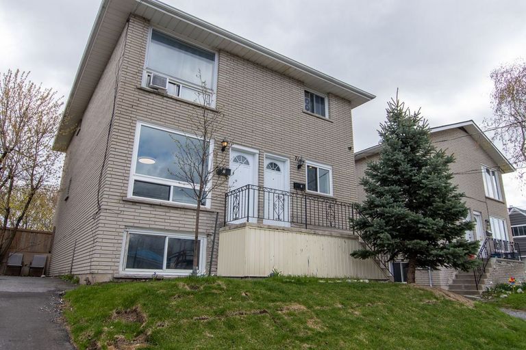 71 Lansdowne St - Unit 1 - 2 bed, 1 bath