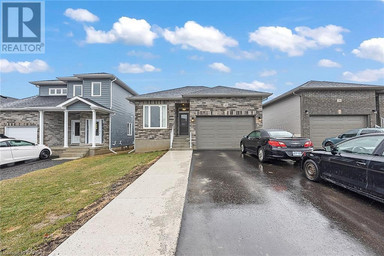1468 Evergreen Dr - Upper - 3 bed, 2 bath