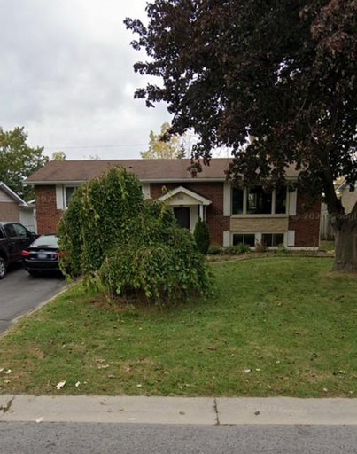 933 Auden Park Drive - Lower - 2 bed + den, 1 bath ALL INCLUSIVE