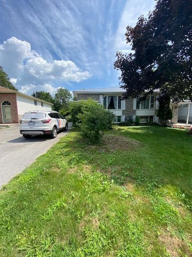 278 Owens Crescent - 3 bed, 1 bath