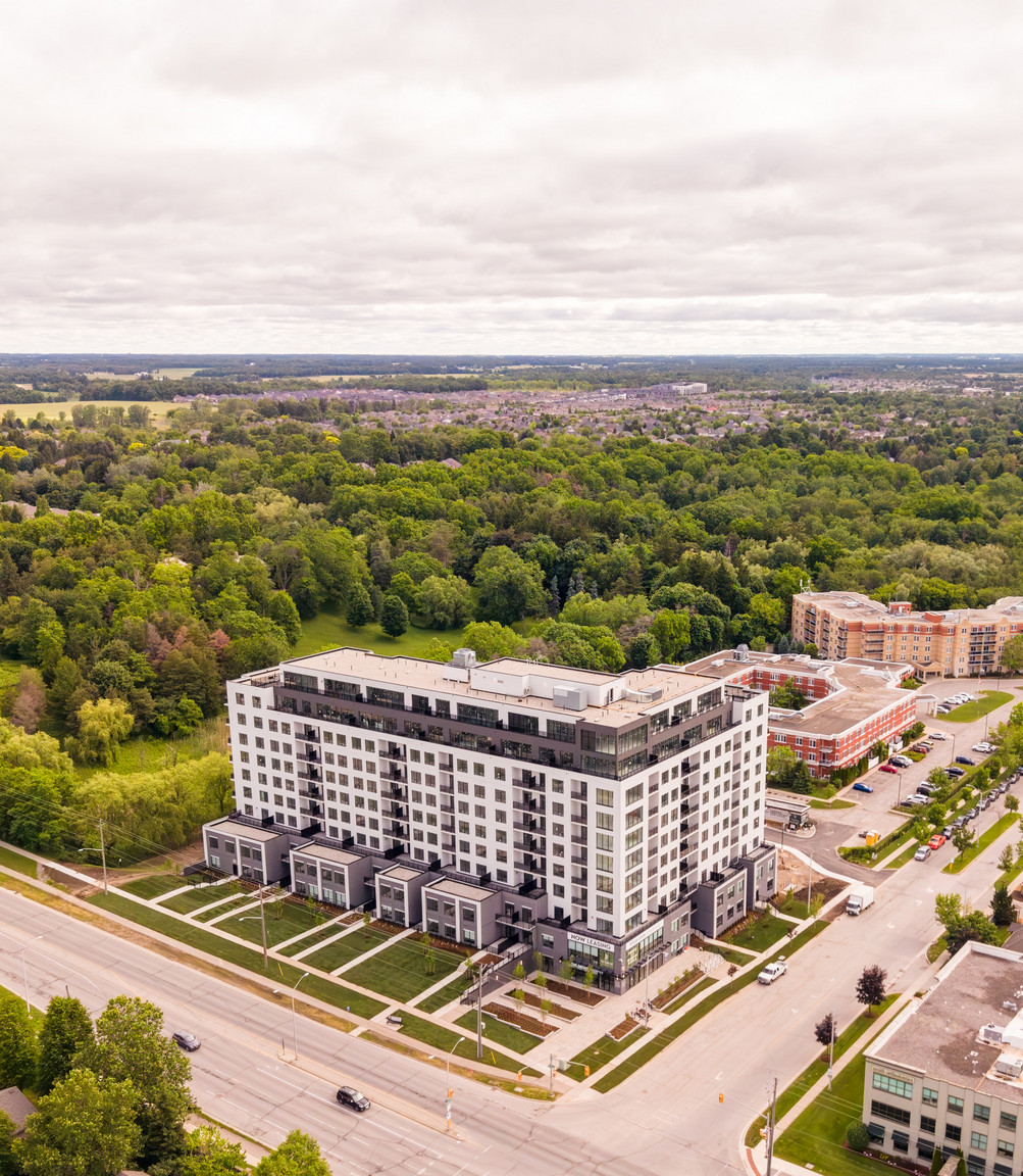 The Grove Masonville - Photo 2