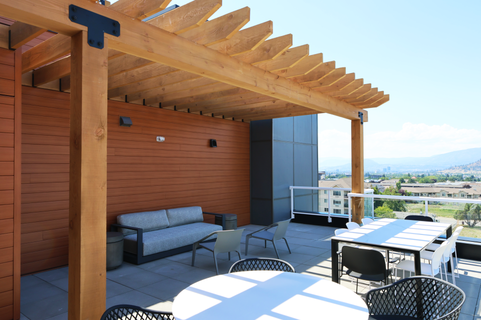 285 Dougall - Photo 16
