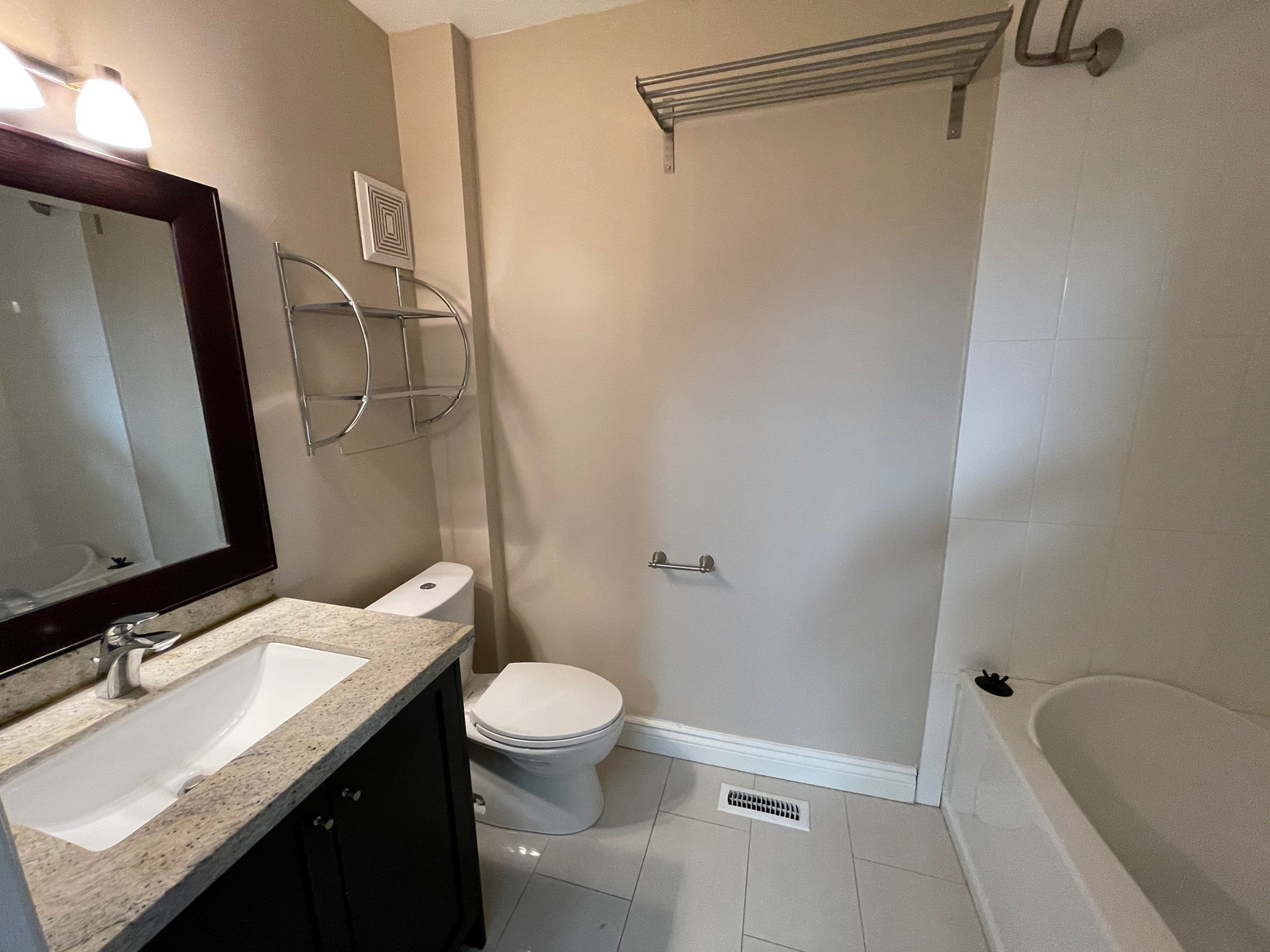 1739 Eglinton Avenue West - Photo 8