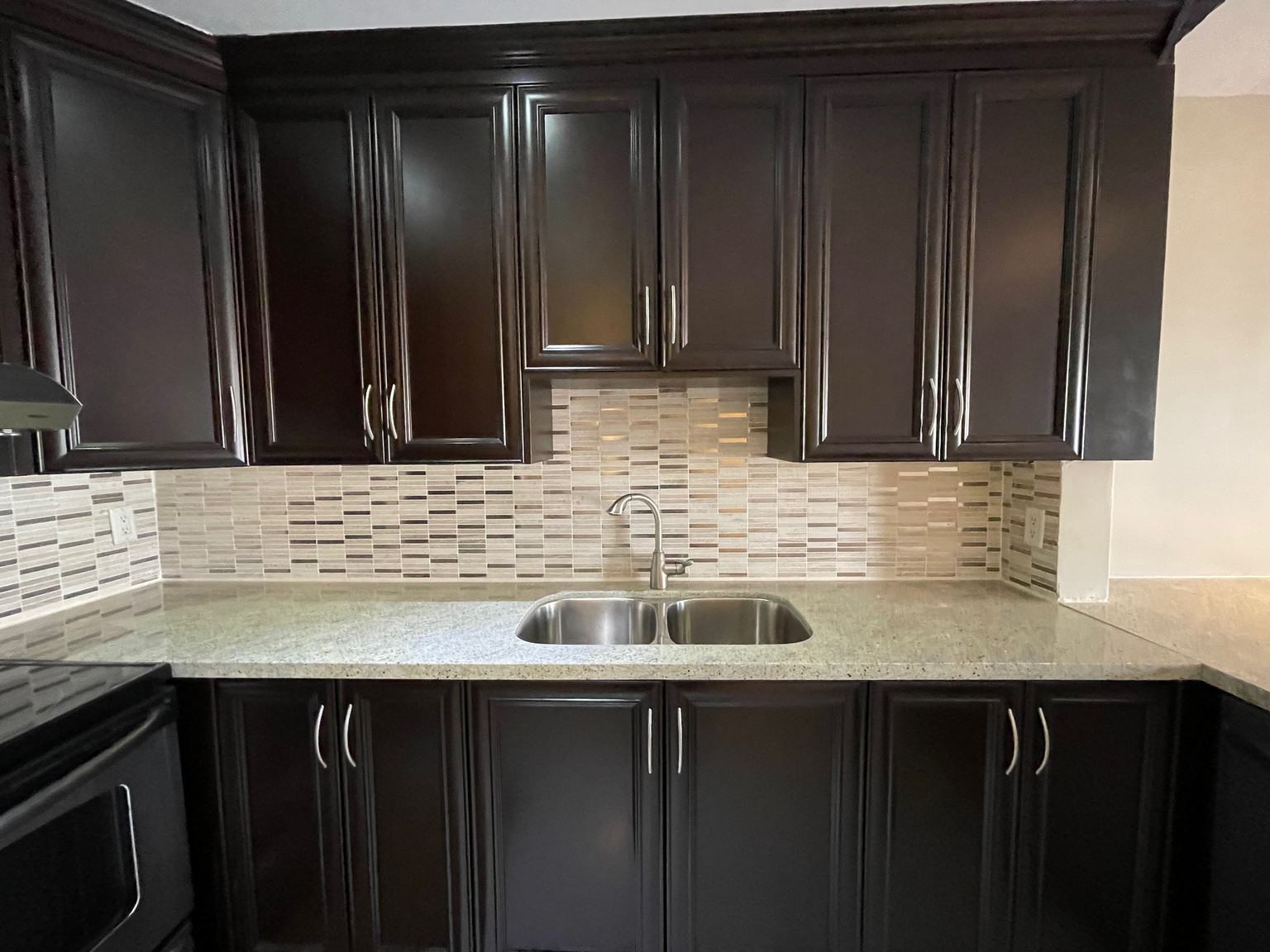 1739 Eglinton Avenue West - Photo 11