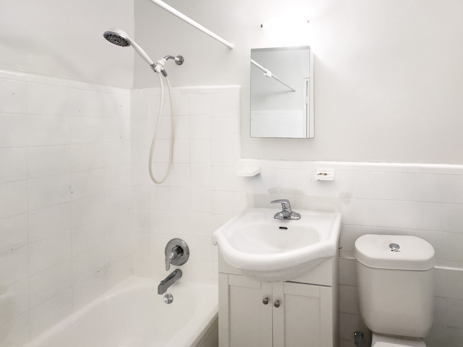 1675-1685 Eglinton Avenue West - Photo 15
