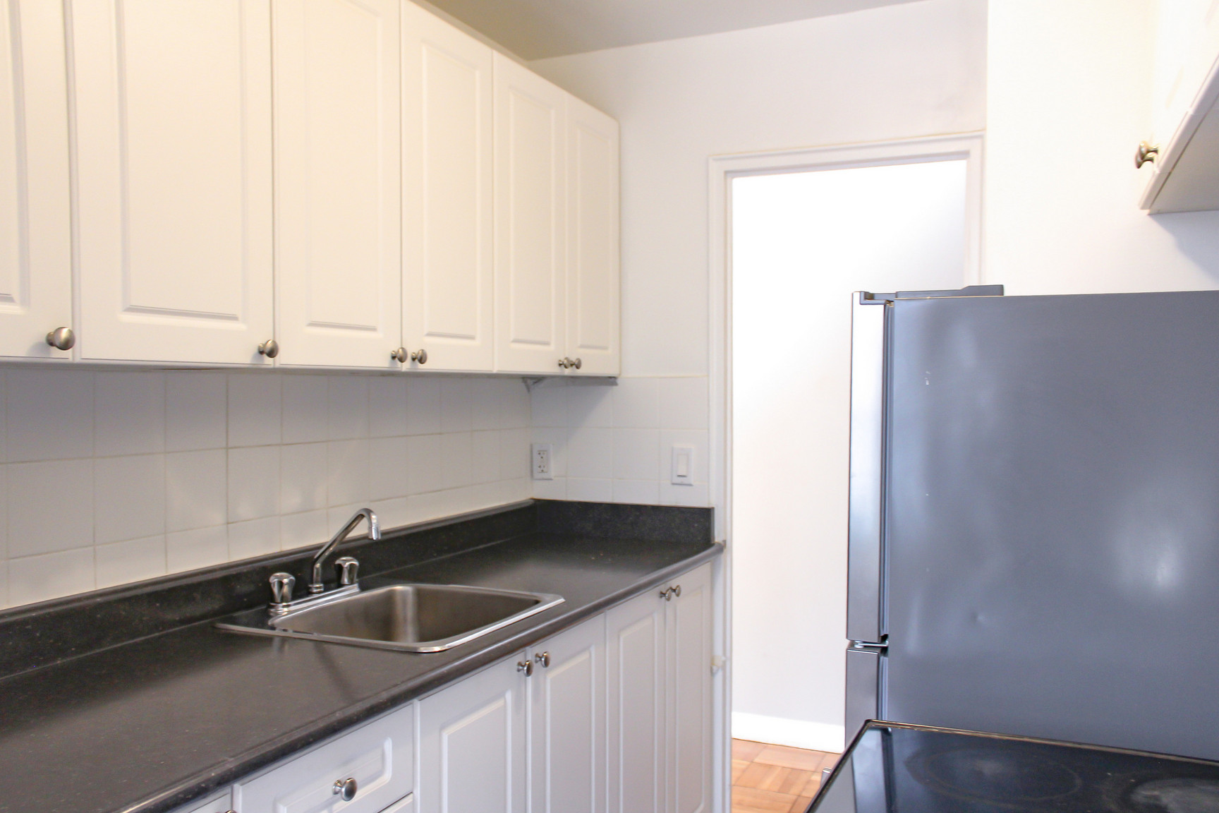 1675-1685 Eglinton Avenue West - Photo 4