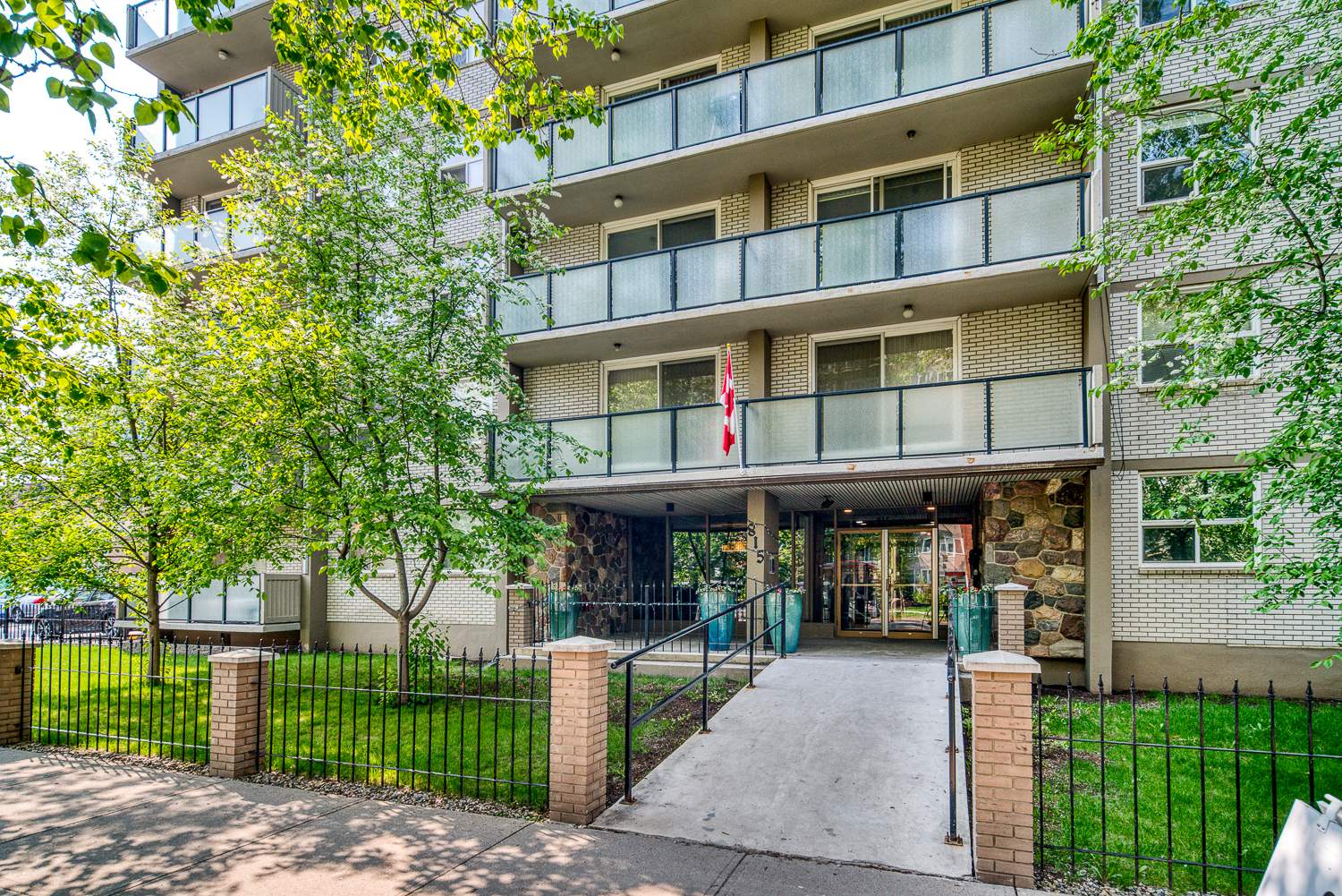 Granada Apartments UnitiiPM Inc.