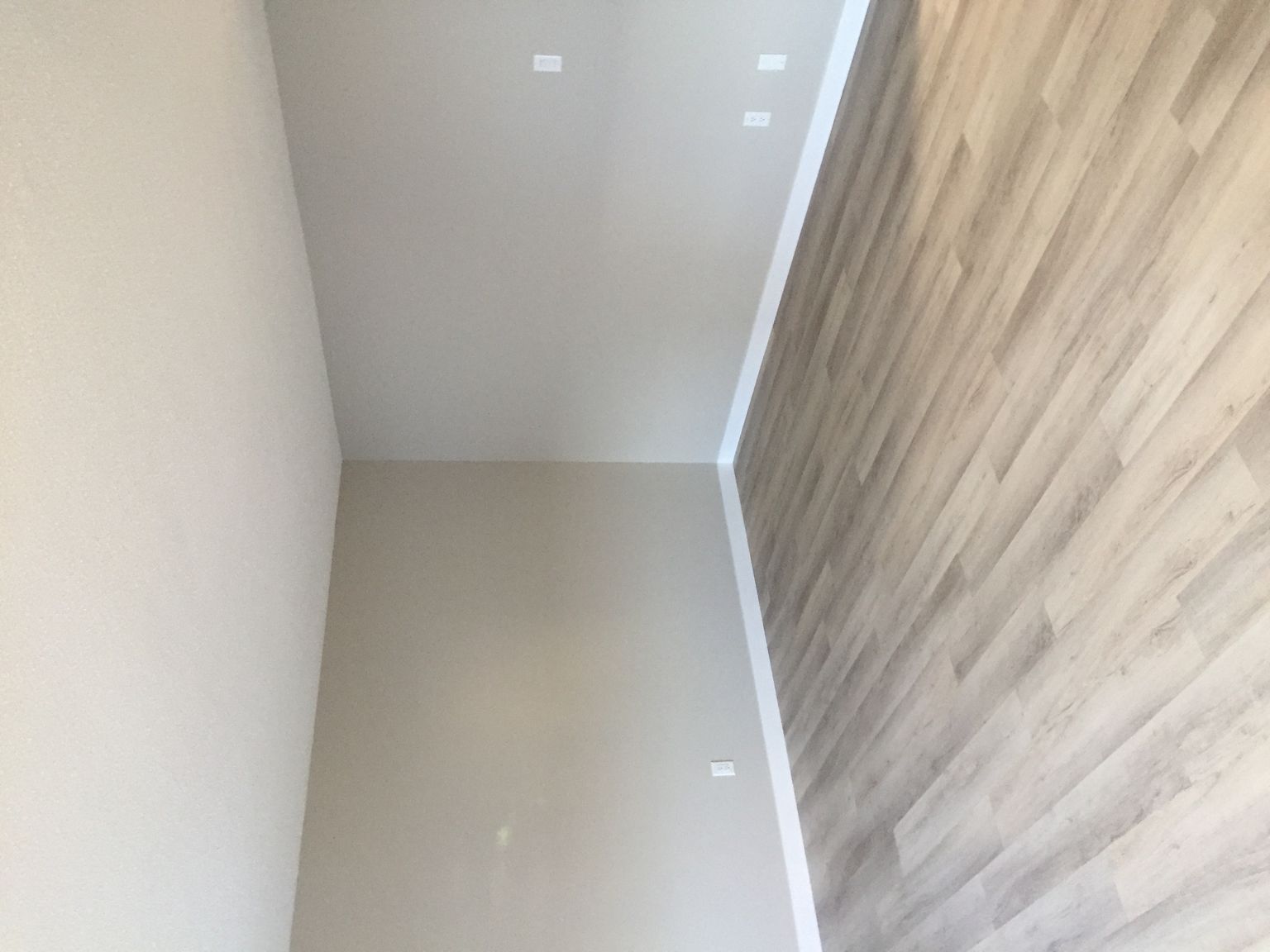 Granada Apartments - Photo 10