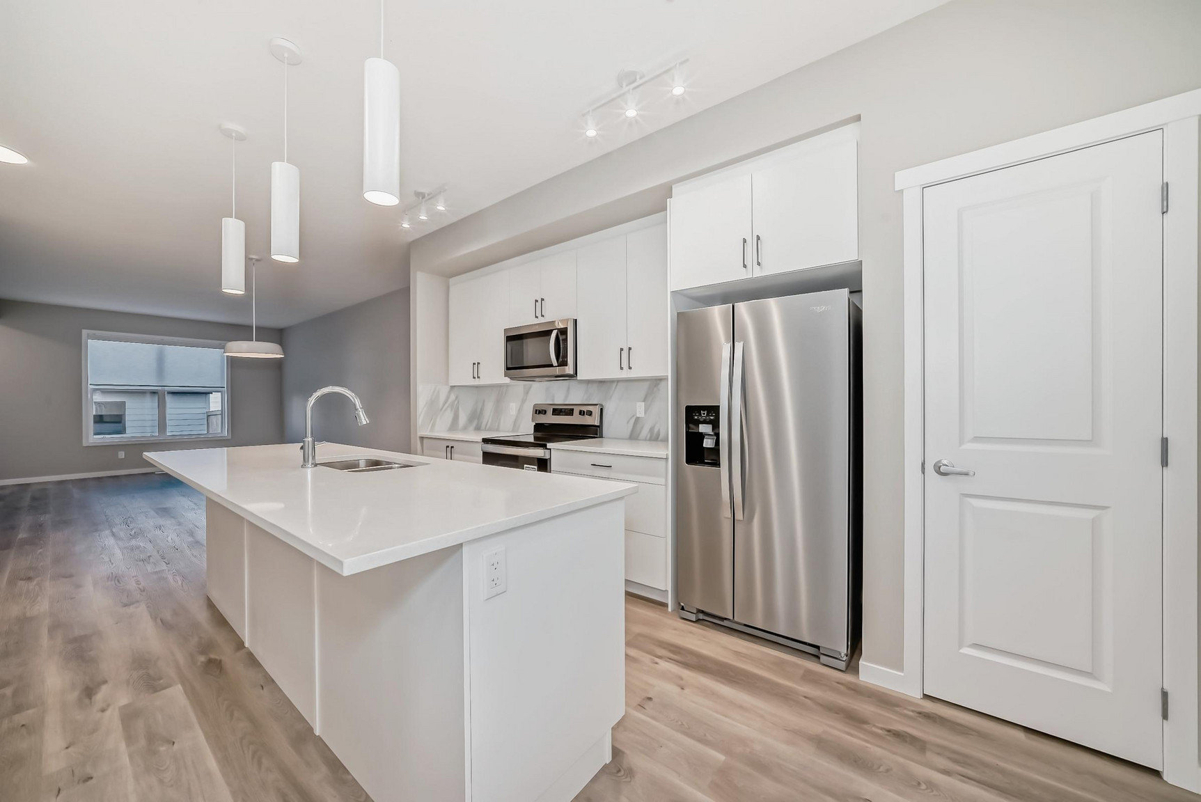 Mahogany Homes - Photo 16