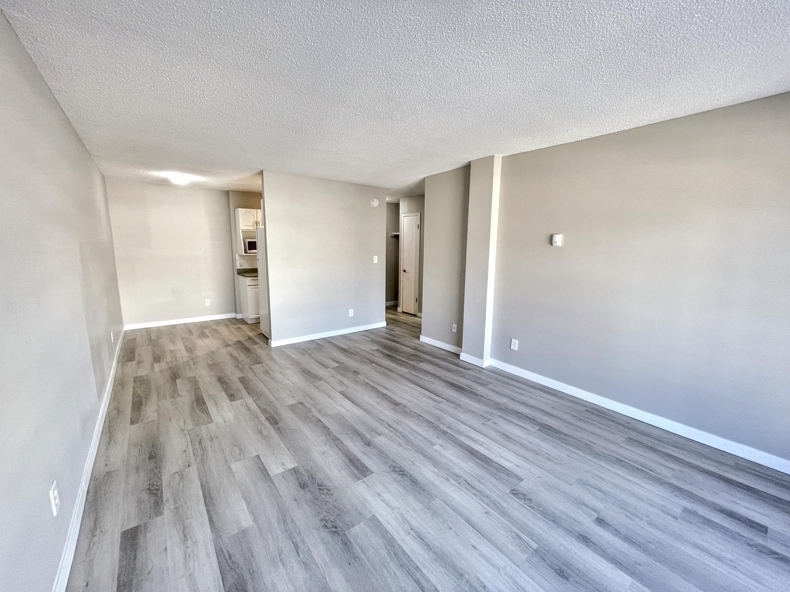 Prestige Apartments - Photo 13