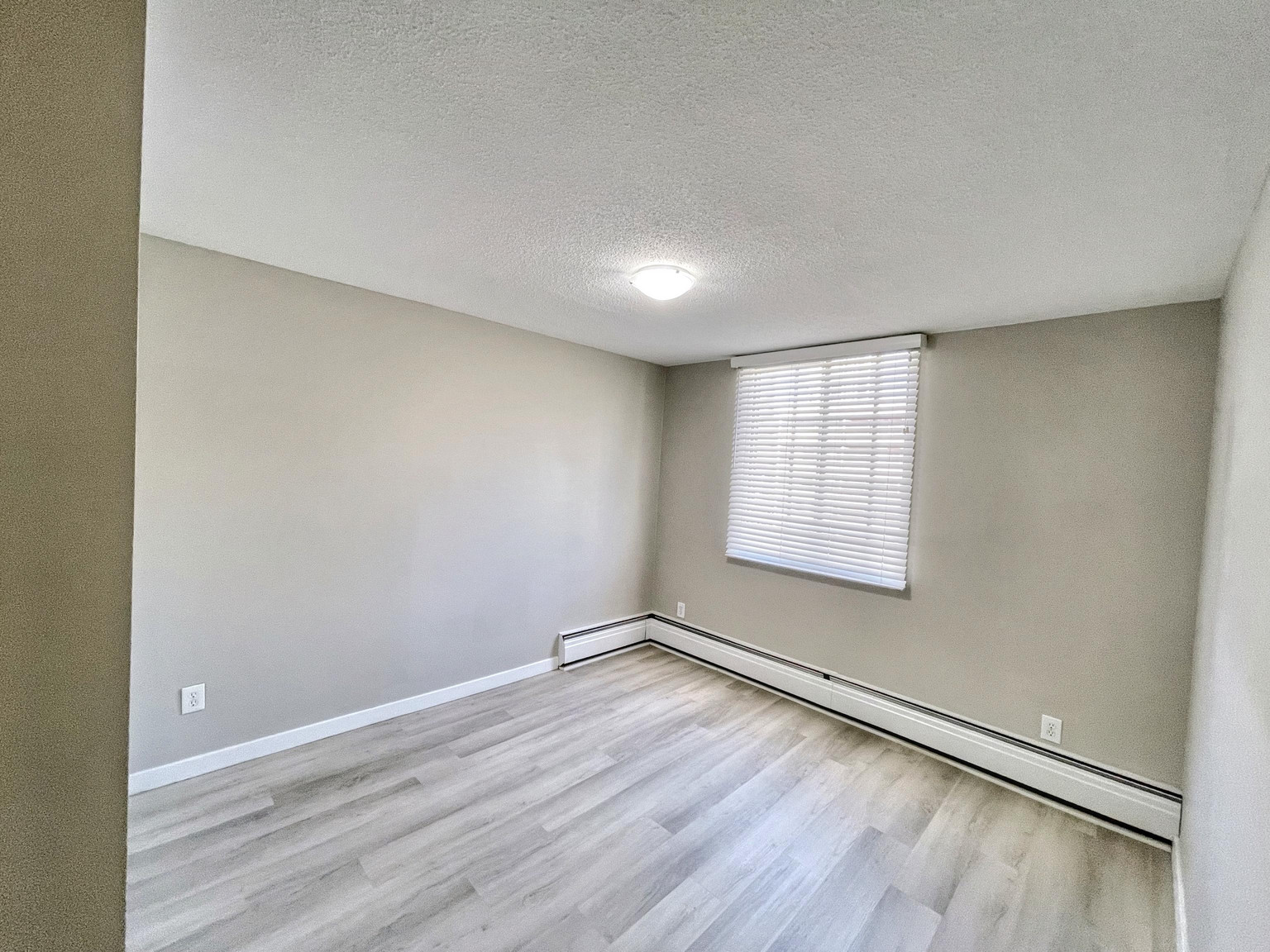 Prestige Apartments - Photo 19