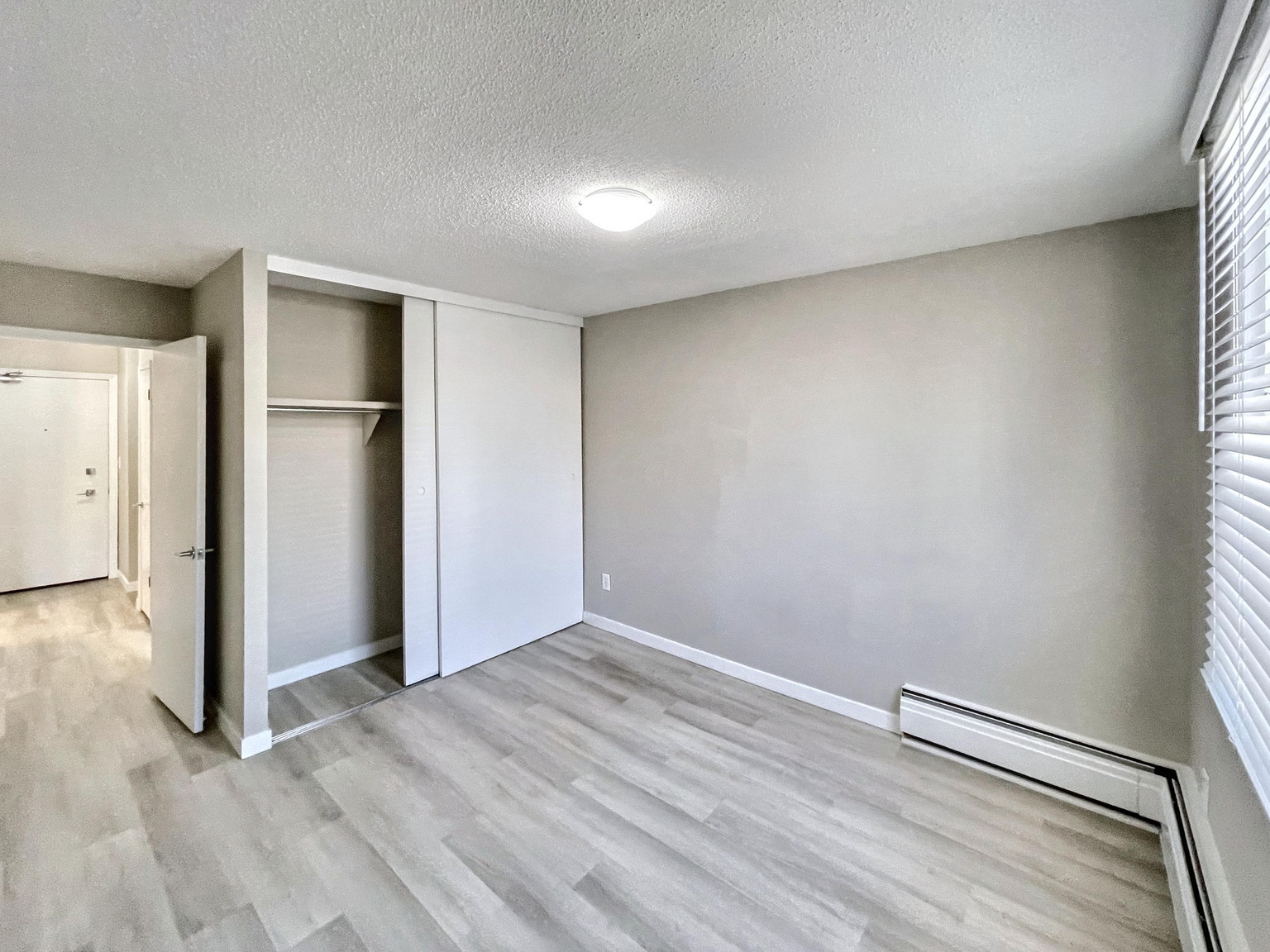 Prestige Apartments - Photo 17