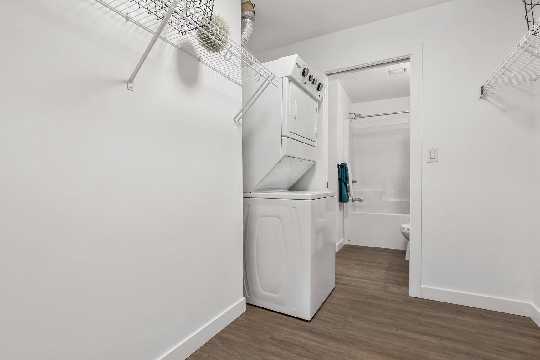 Bravo Apartments - Photo 25