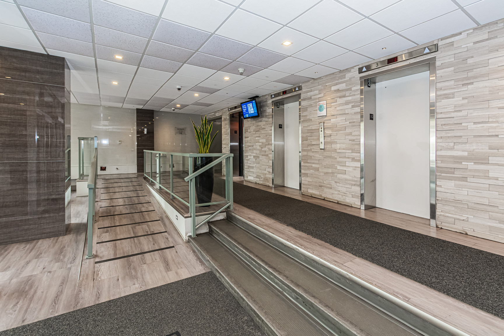 Garneau Towers Apartments - Photo 14