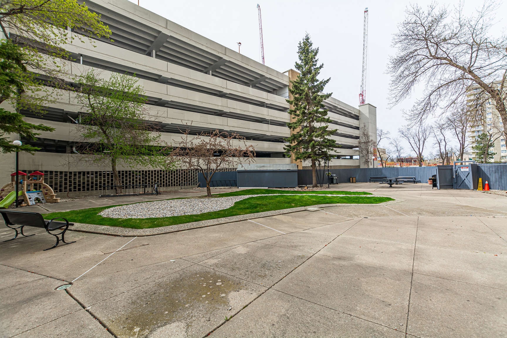 Garneau Towers Apartments - Photo 10