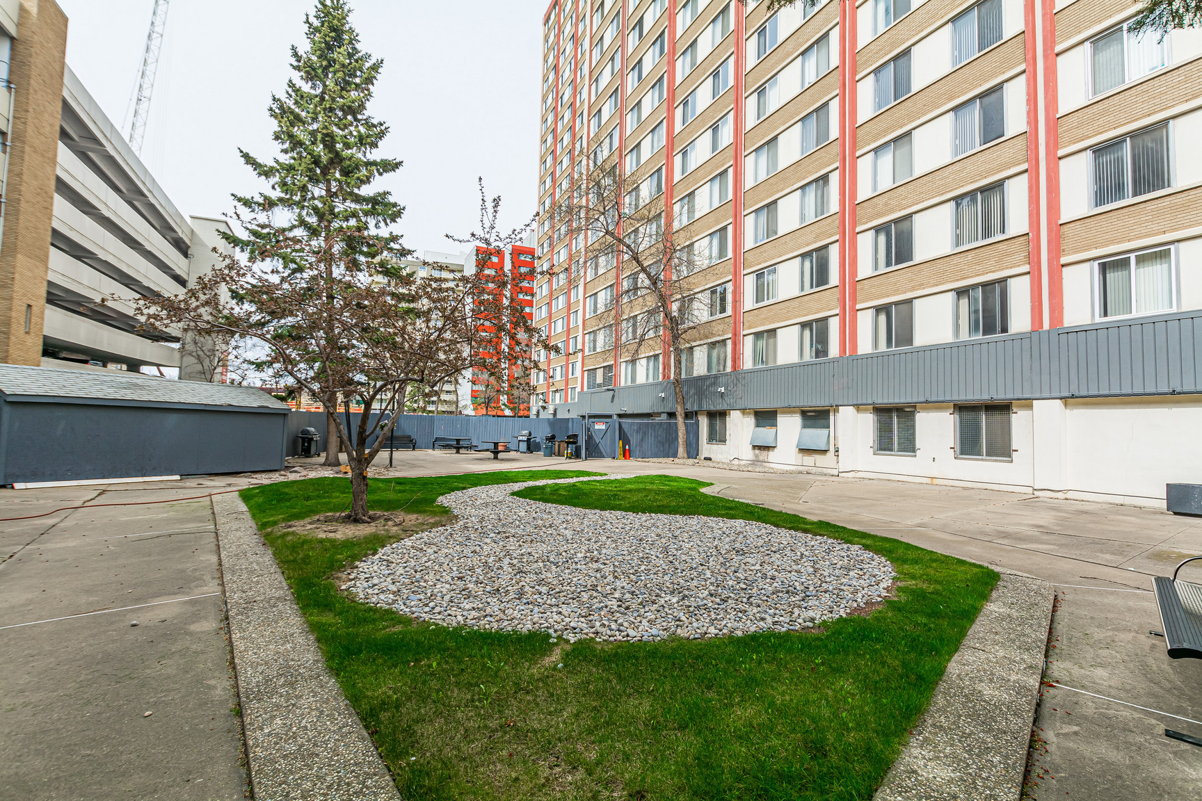Garneau Towers Apartments - Photo 11