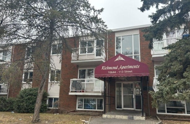 Richmond Manor Apartments