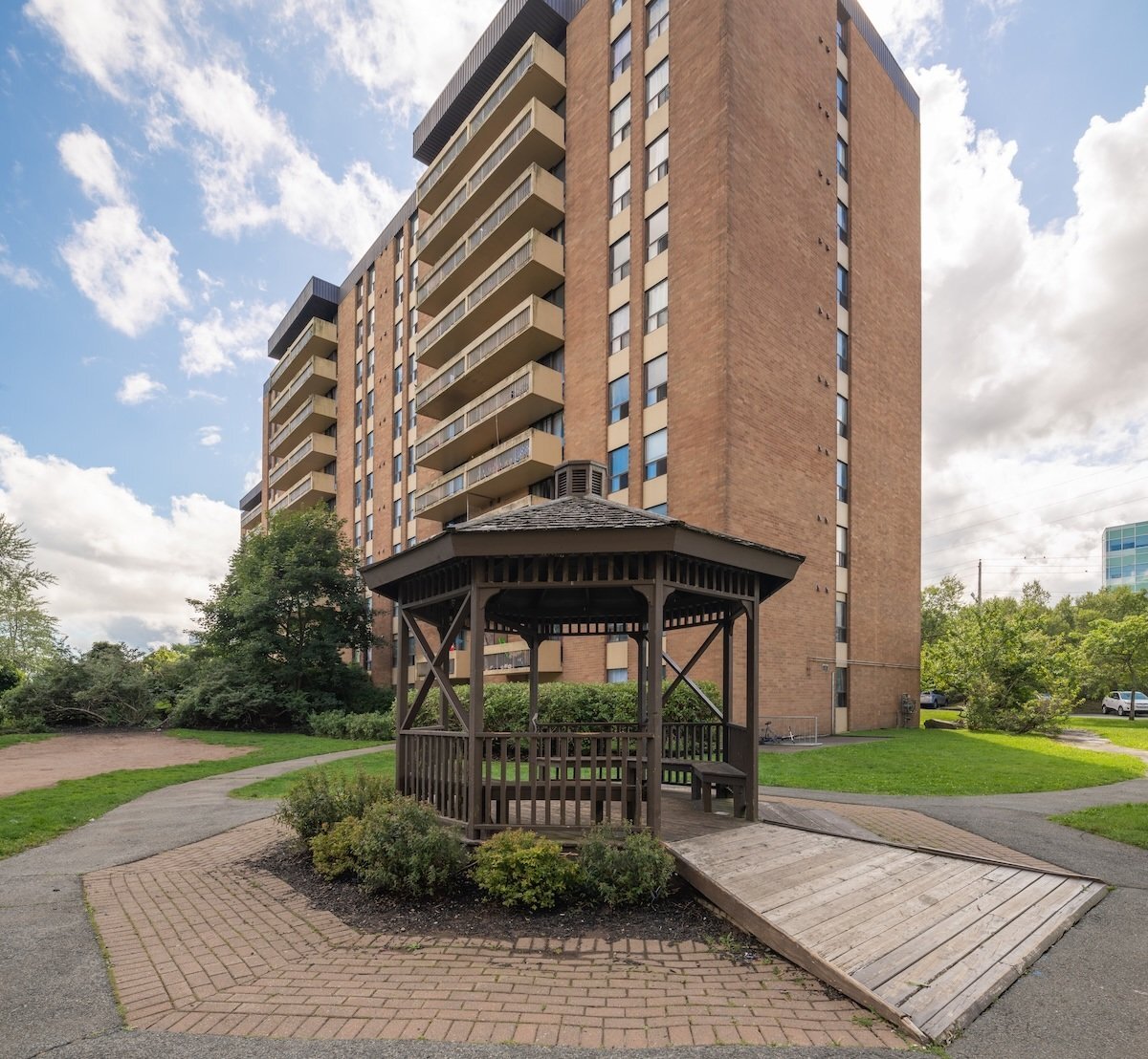 Bayers Park Apartments - Photo 3