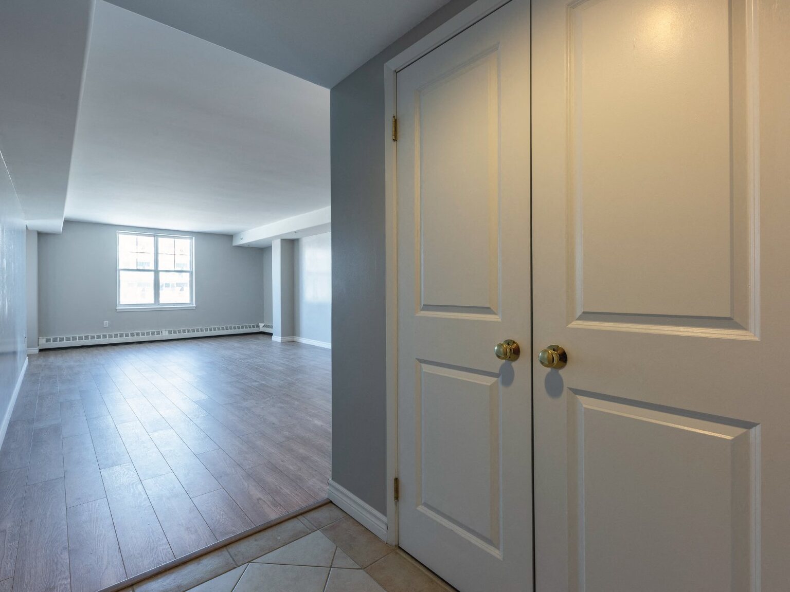 Peninsula Place - Photo 2