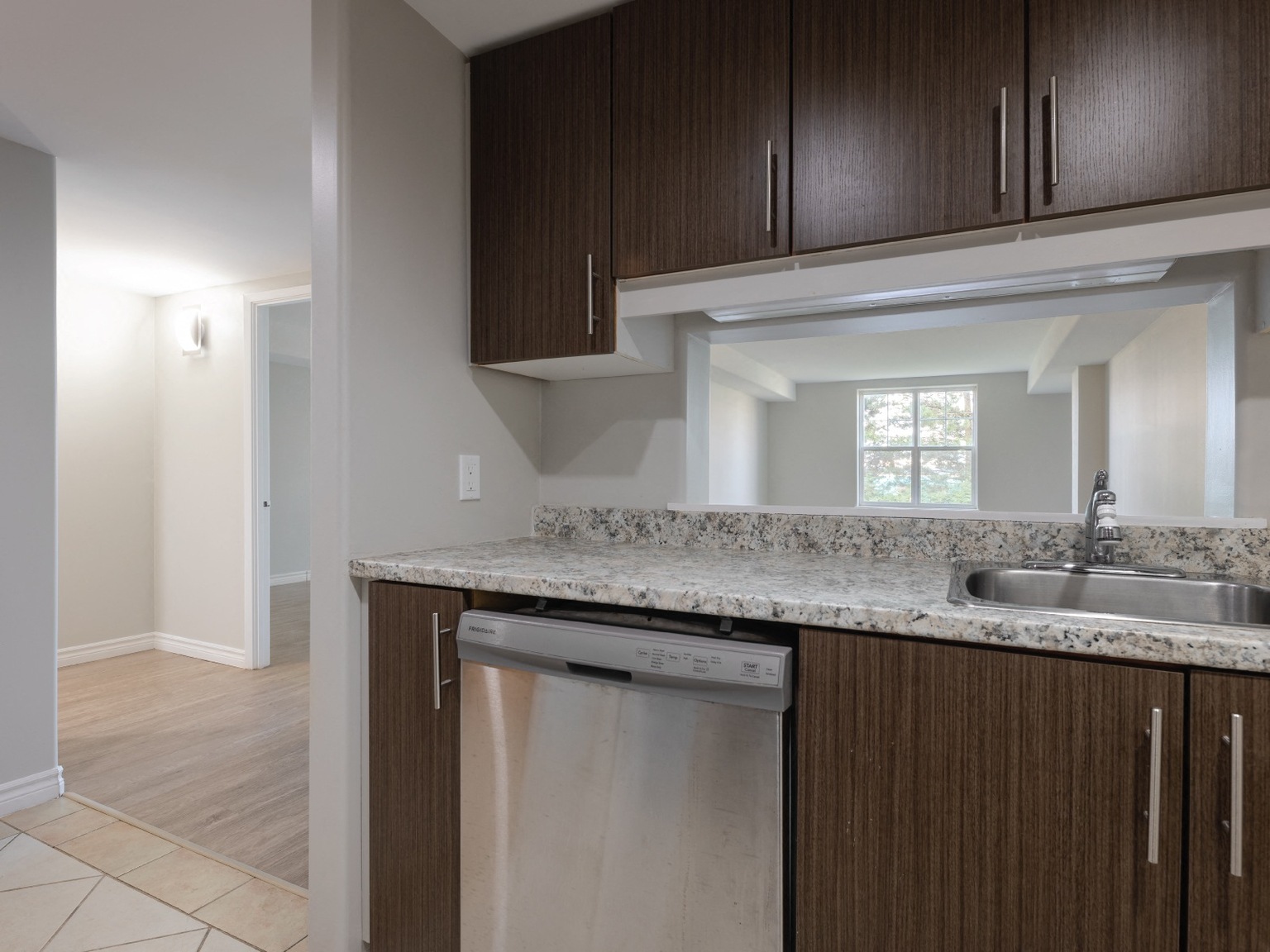 Peninsula Place - Photo 7