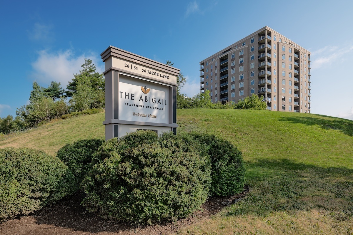 The Abigail Apartments - Photo 2