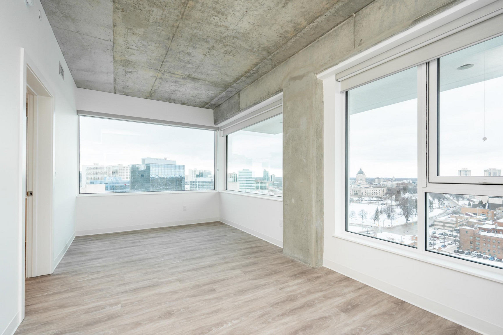 Solara Flats - Photo 13