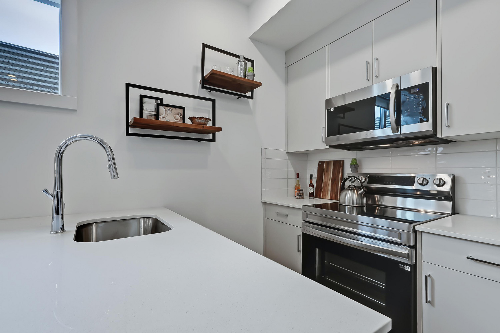 Mount Pleasant Avas - Photo 9