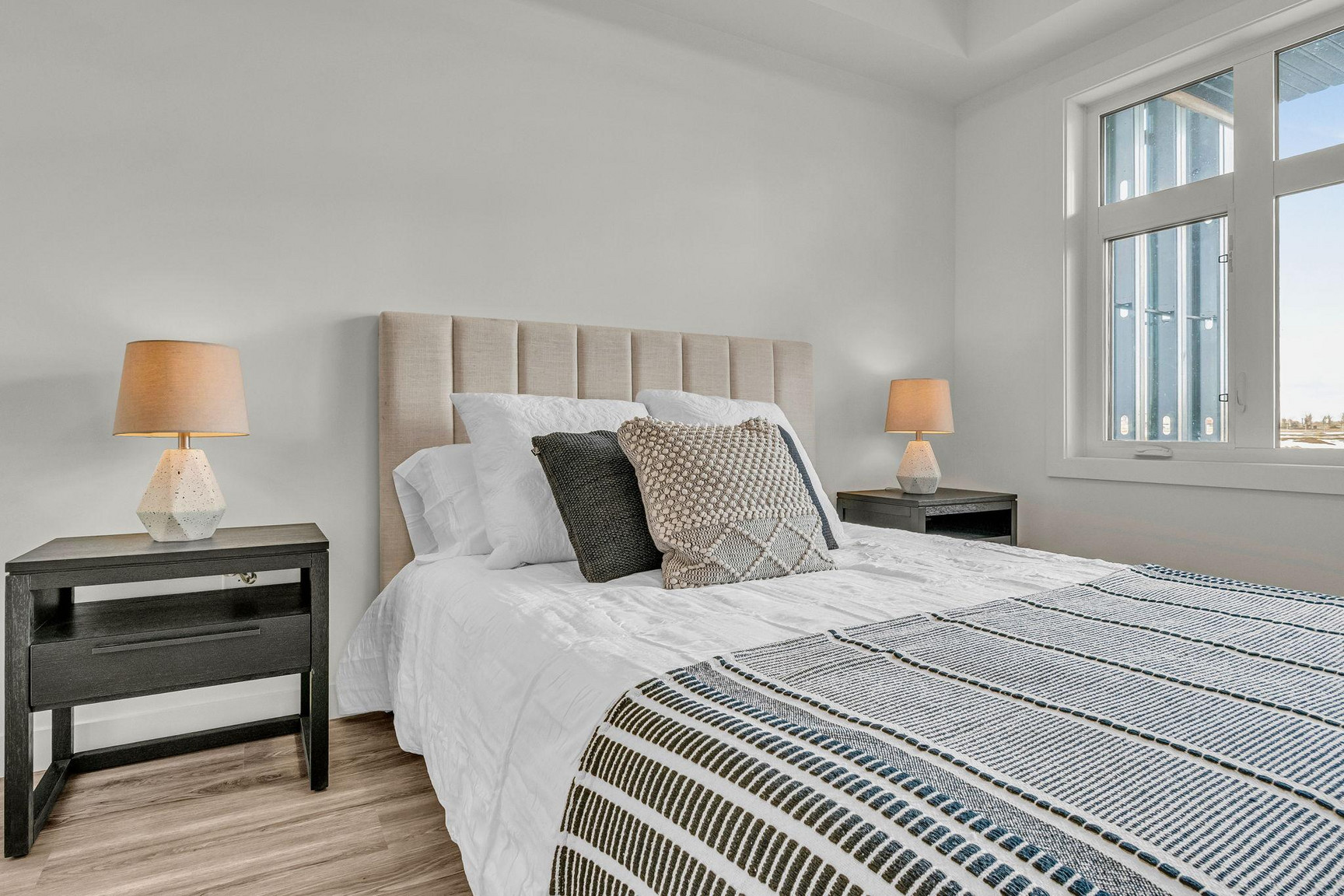 East Village - Brand New Apartment in St. Albert | Rooftop Patio, Pet Friendly, Underground Parking - Photo 6